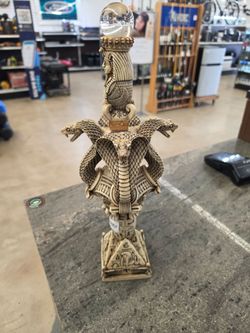 Egyptian statue