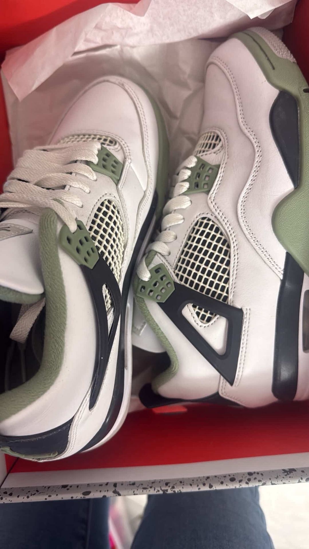 Jordan 4 Retro Seafoam 