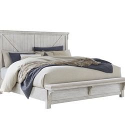 Brashland White King Bench Panel Bed

