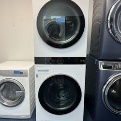 LG WashTower Electric Front Load Washer & Dryer