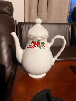 Ceramic coffee pot