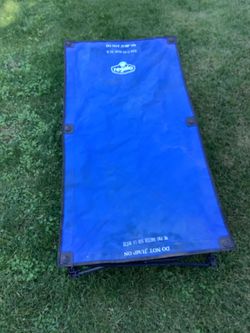 Children’s Portable Cot Folds Up And Slides Into Carrying Bag