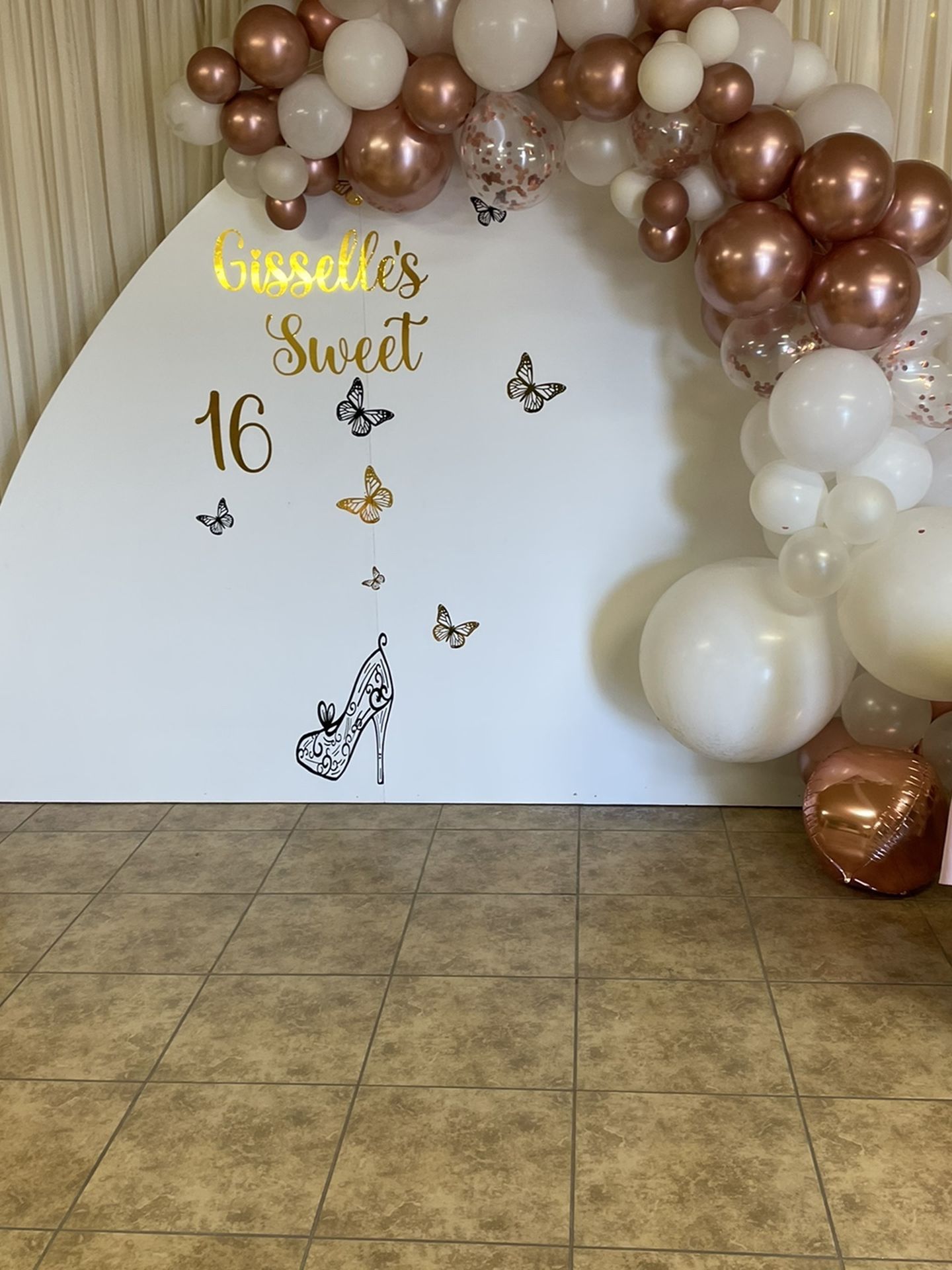 Decorative/party Wall