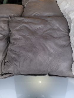6 Pillow cushions "without covers"