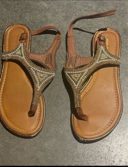 Size 8 women’s Sandals