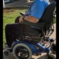 Electric Wheelchair 