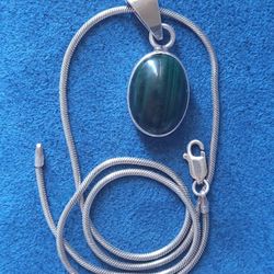 Malachite Pendant Necklace 