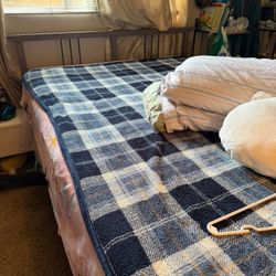 Full Bed 