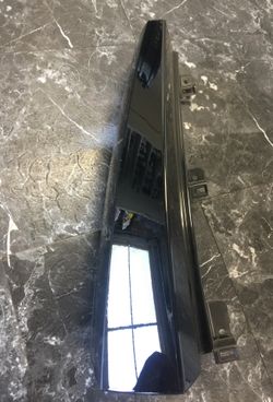 GMC rear upper plastic