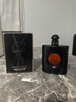 Yves Saint Laurent Black Opium Eau de Parfum – 3.0 oz (90 ml)