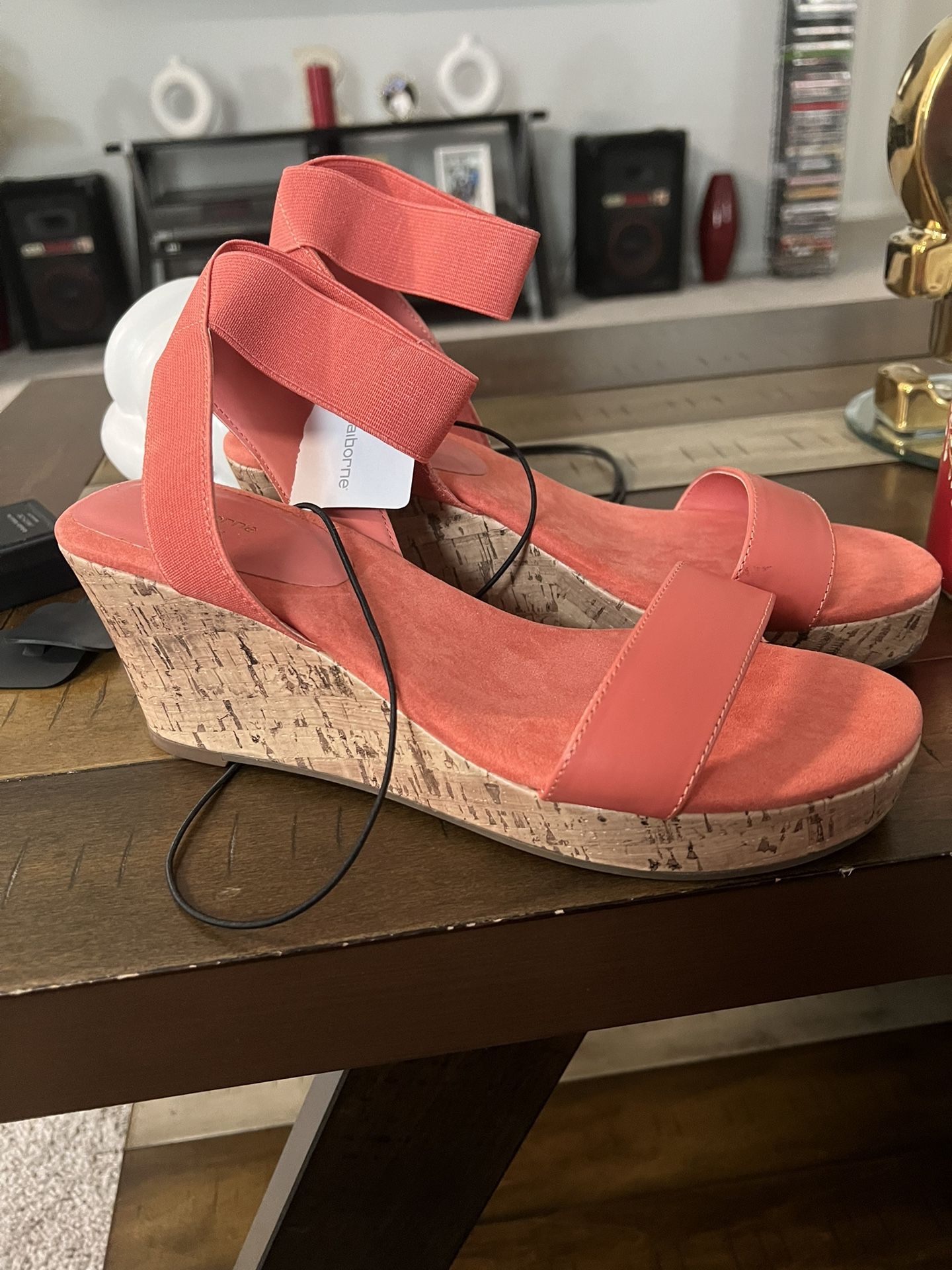 Liz Claiborne Wedge