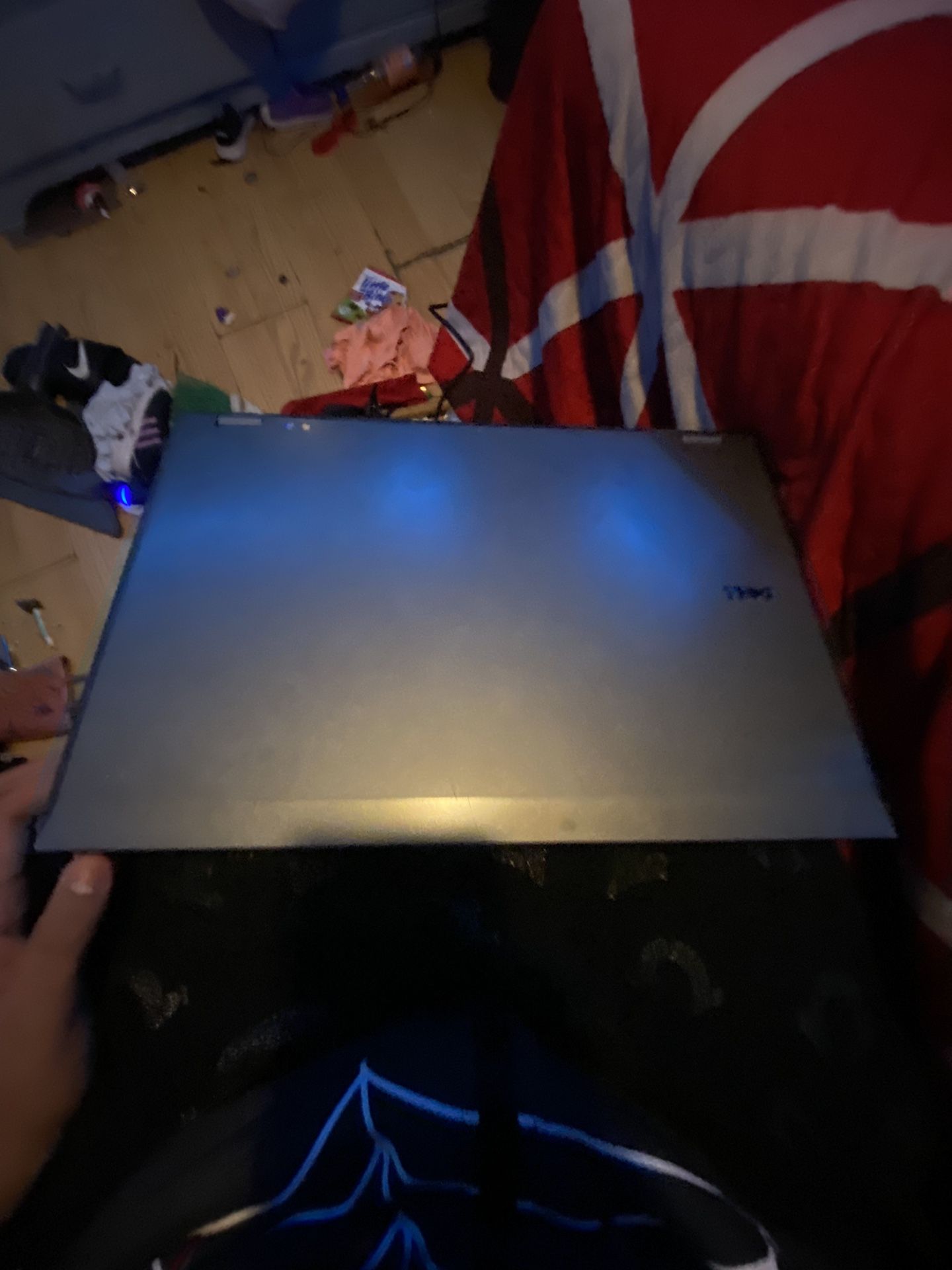 Laptop