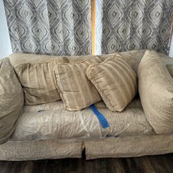 Large Couch, Small Couch, & Love Seat Cream Pearl Color !