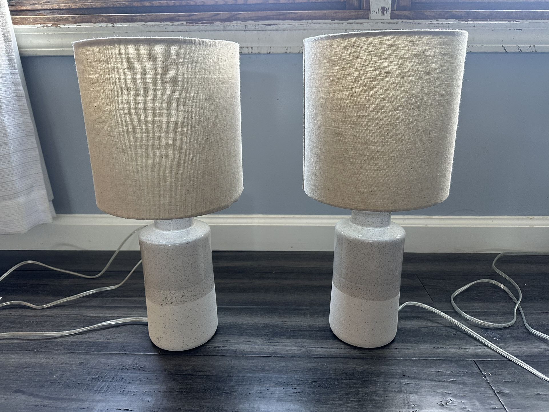 Set of 2 Mainstays 17” Reactive Glaze Ivory Table Lamps – Ceramic Base