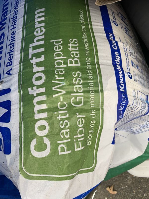 Johns Manville R21 plastic wrapped insulation batts for Sale in Seattle