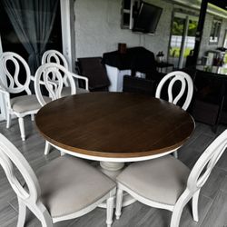 Dining Table Set. 4 Chairs + 2 Arm Chairs 