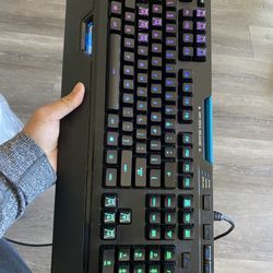G910 Mechanical Gaming Keyboard (see Pictures)