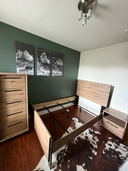 Full Size Bedroom Set - Dresser, Nightstand & Bed Frame