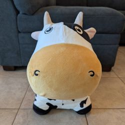 🐮✨ Plush Bouncy Cow Hopper – $20