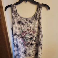 WOMEN'S LARGE WOUND UP FRINGE TANK TOP