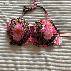 Victoria’s Secret Swim Top NWT