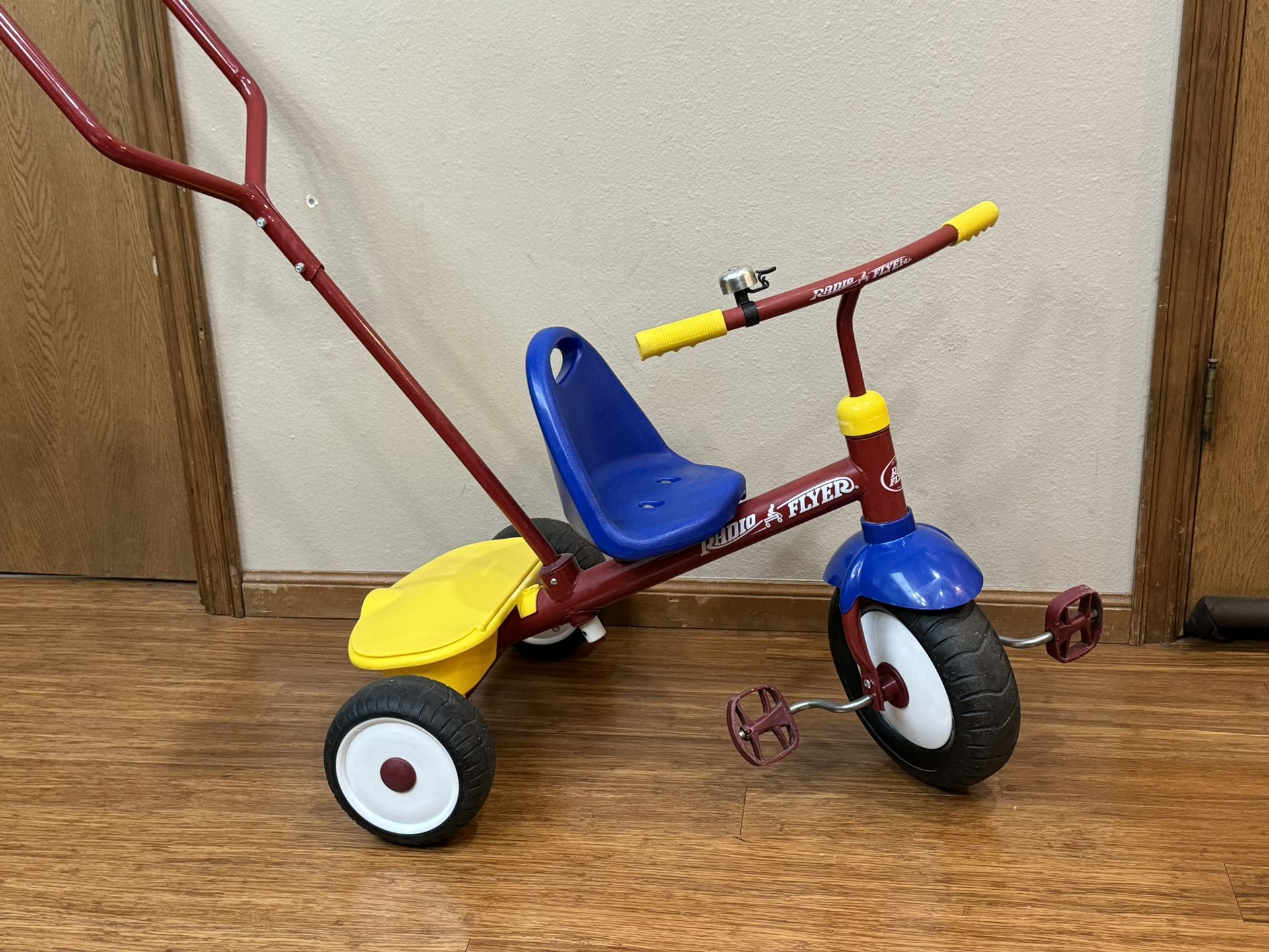 Radio Flyer Tricycle with Steering Bar