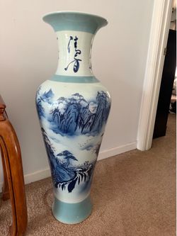 Chinese tall vase