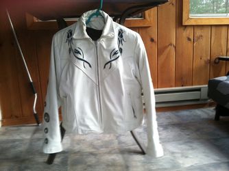 Women’s white motorcycle leather jacket, size 16