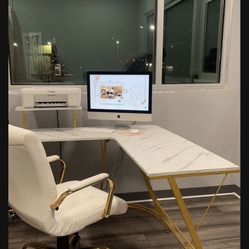 Desk And Chair 
