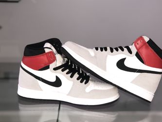 Jordan 1 Light Smoke Grey Size 8