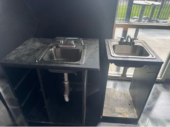 Hand wash sink
