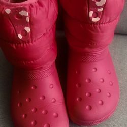 Girls Croc snow boots 