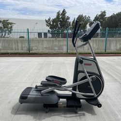 Star Trac Elliptical 