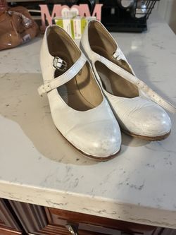 Dance Shoes 