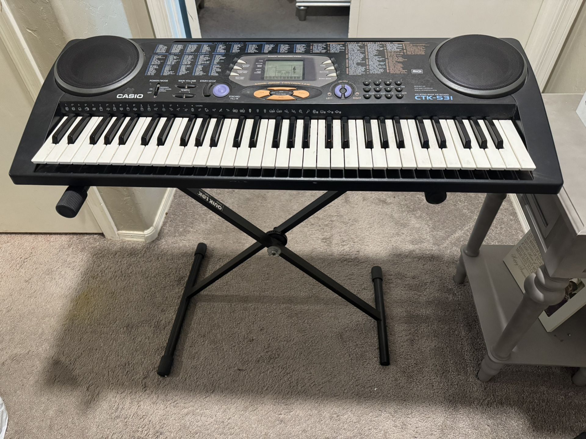 Keyboard With Stand
