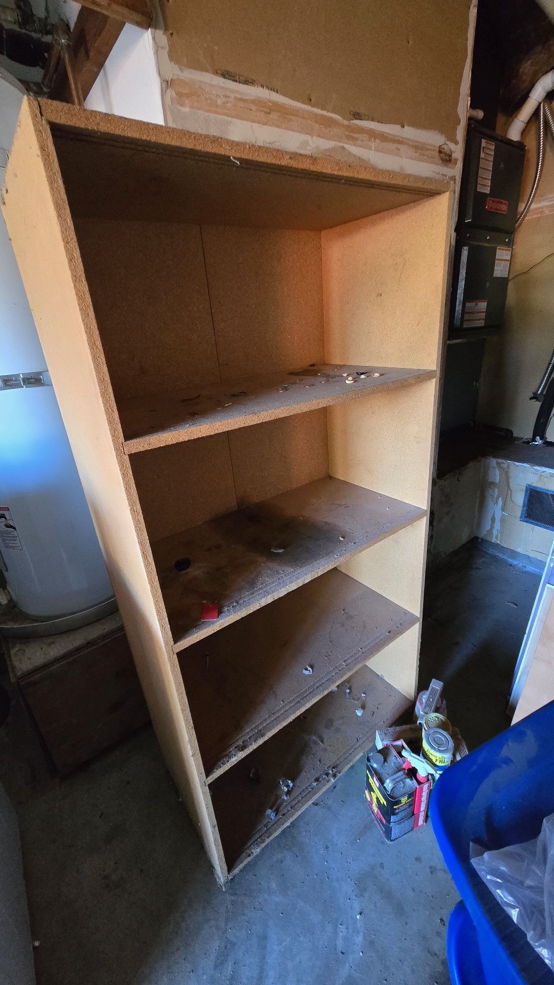 FREE SHELVES 