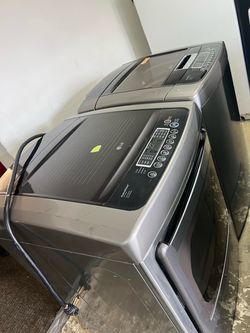 Apartment style washer and dryer