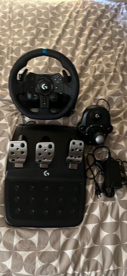 Logitech G923 SE Racing Wheel + Pedals + Shifter (PlayStation) – Like New, No Box