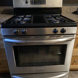 Frigidaire Stainless Steel Appliances 