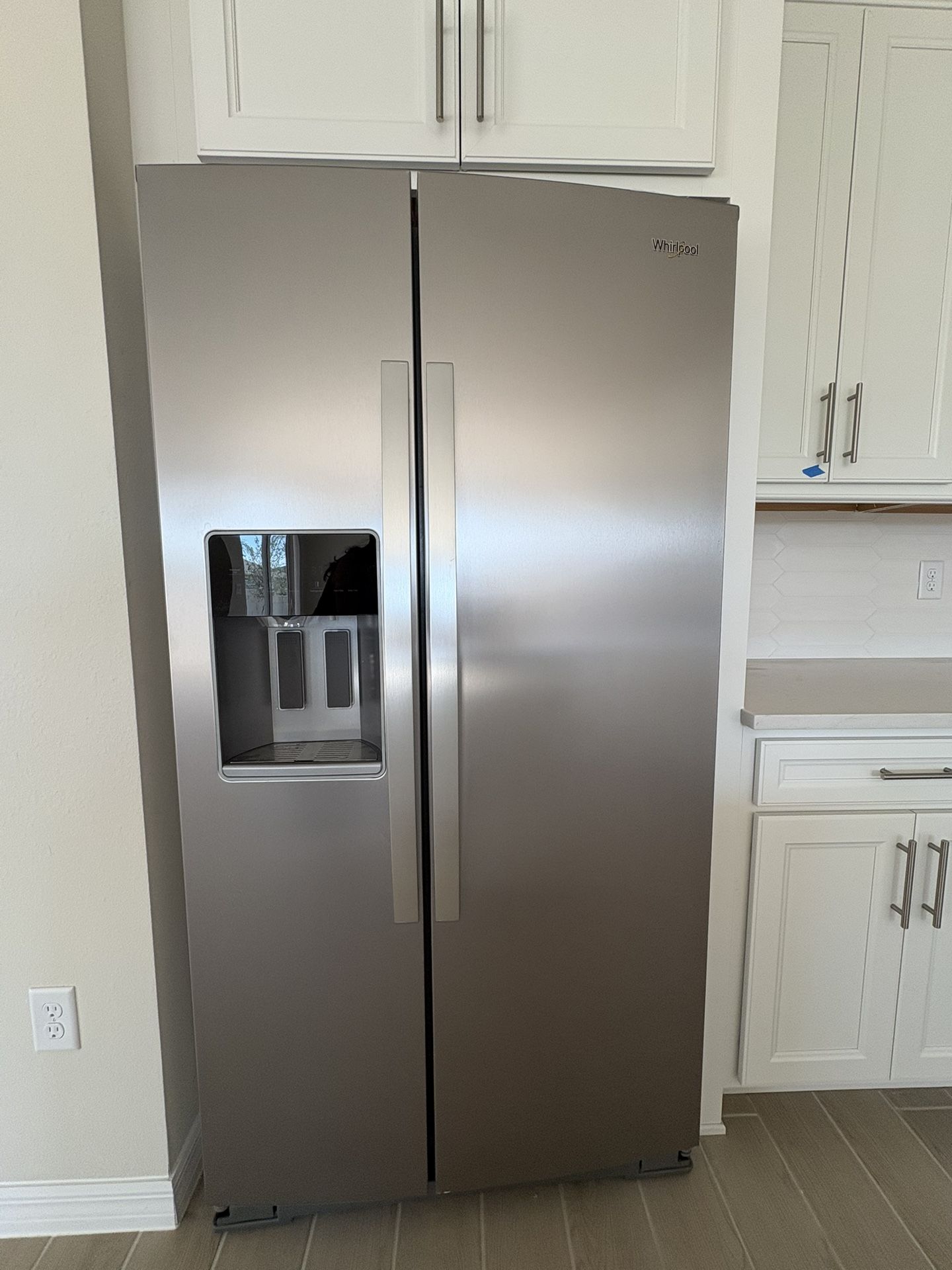 BRAND NEW WHIRLPOOL 2-door Fridge