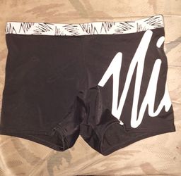 Nike Shorts Women Size Extra Small
