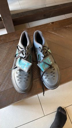 Nike Throwing Shoes Size 12