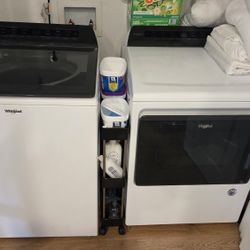 Set Of 2 Whirl Pool Washers, 3 Years Old, Perfect Condition