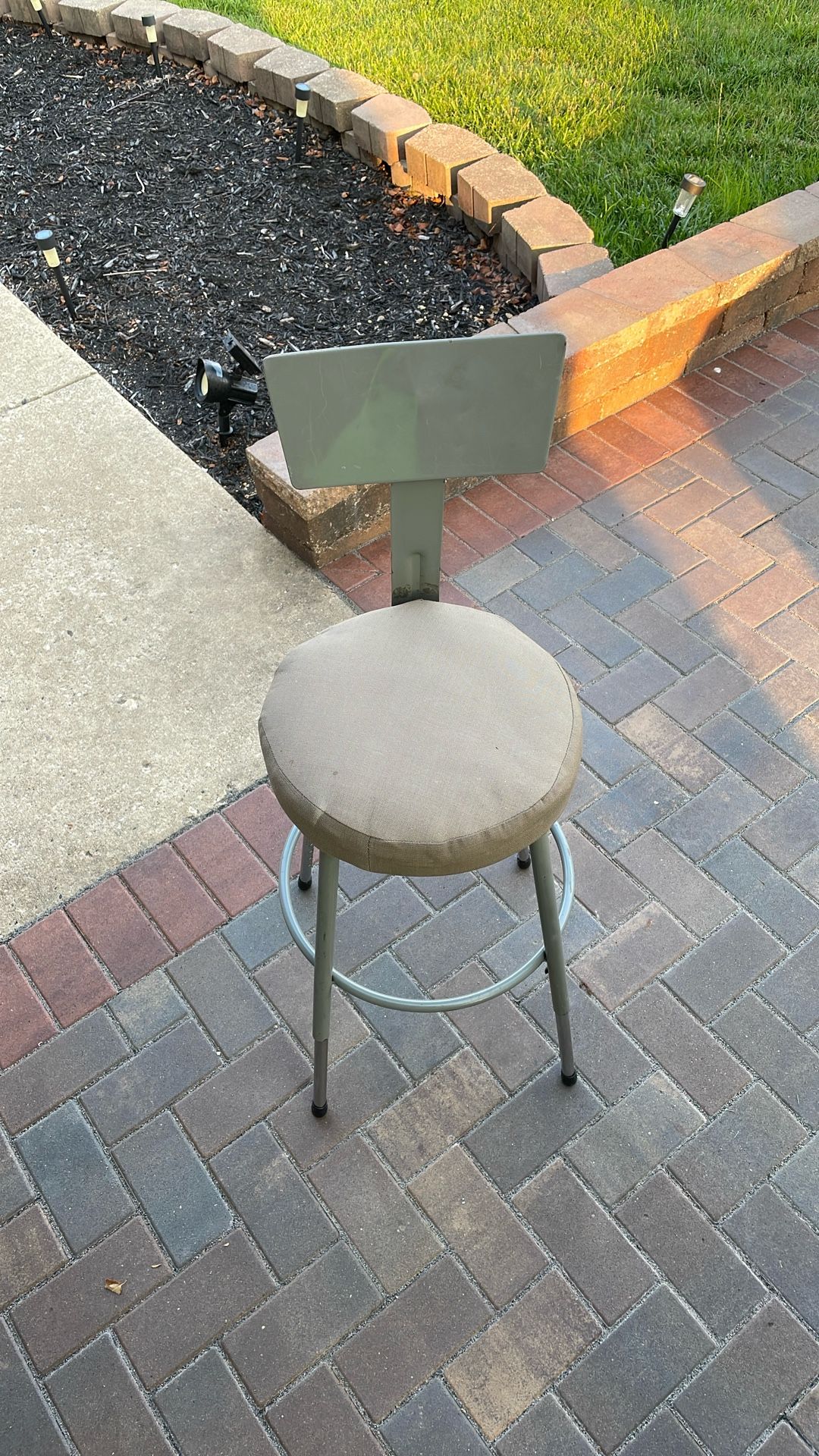 Heavy Duty Shop Chair