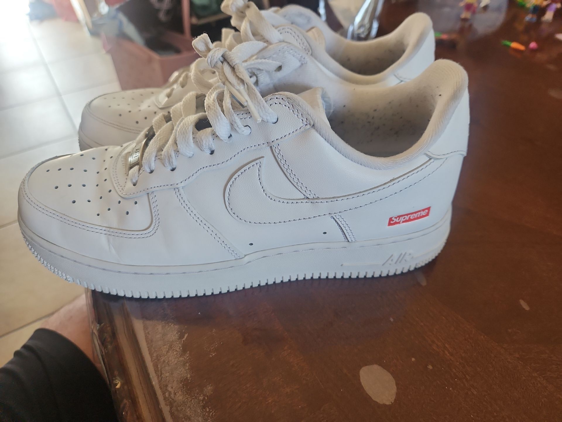 Nike air force supreme