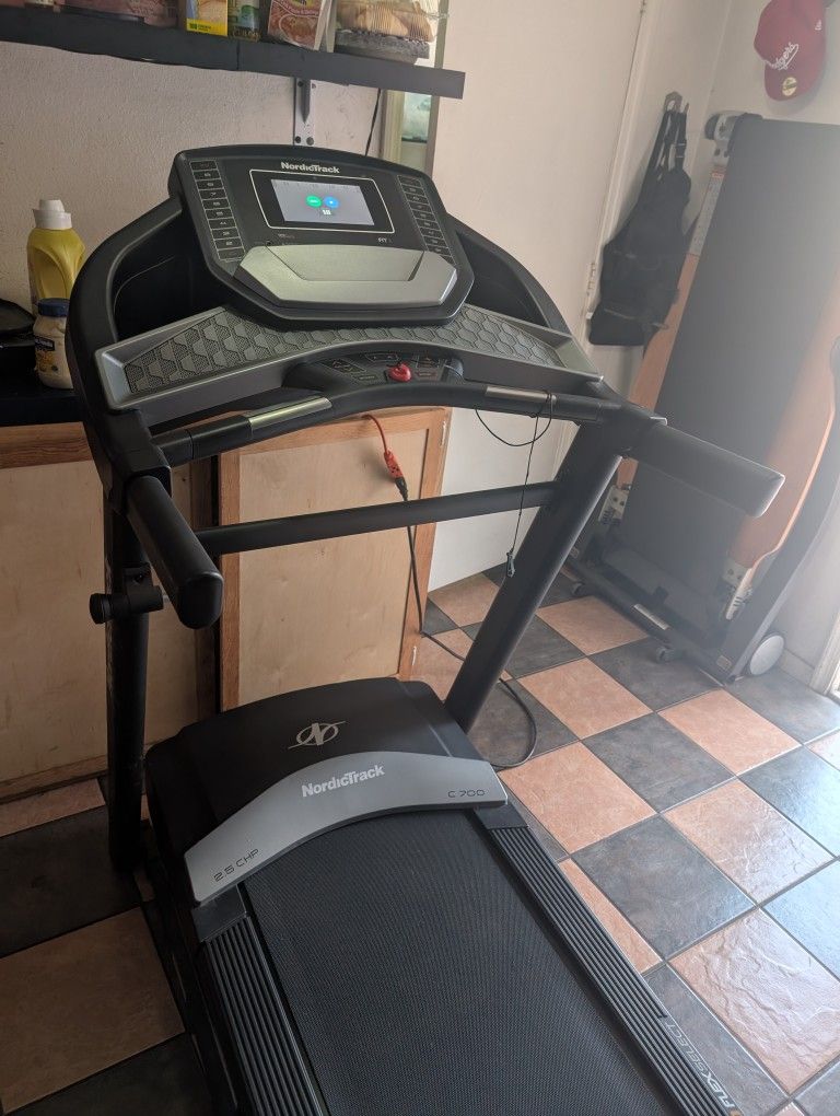 Nordictrack Treadmill / CAMINADORA