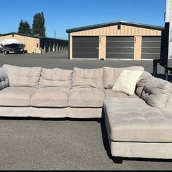 Sectional Couch 