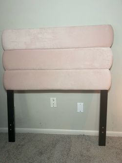 Twin bed for girls