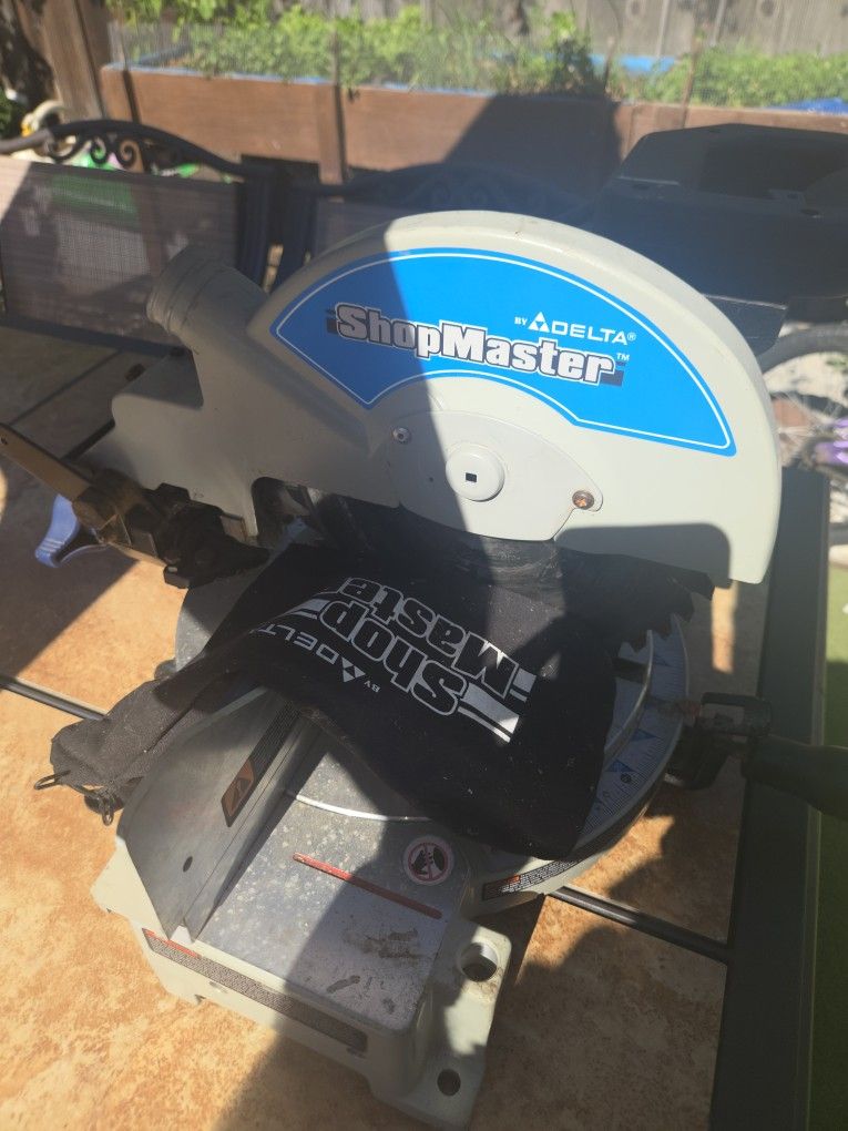 Delta Shopmaster Saw