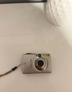CANON POWERSHOT SD500
